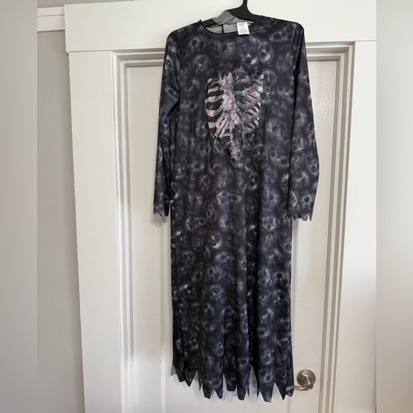 Spooky Grim Reaper Kids Halloween Costume - Black and Gray - Picture 1 of 9